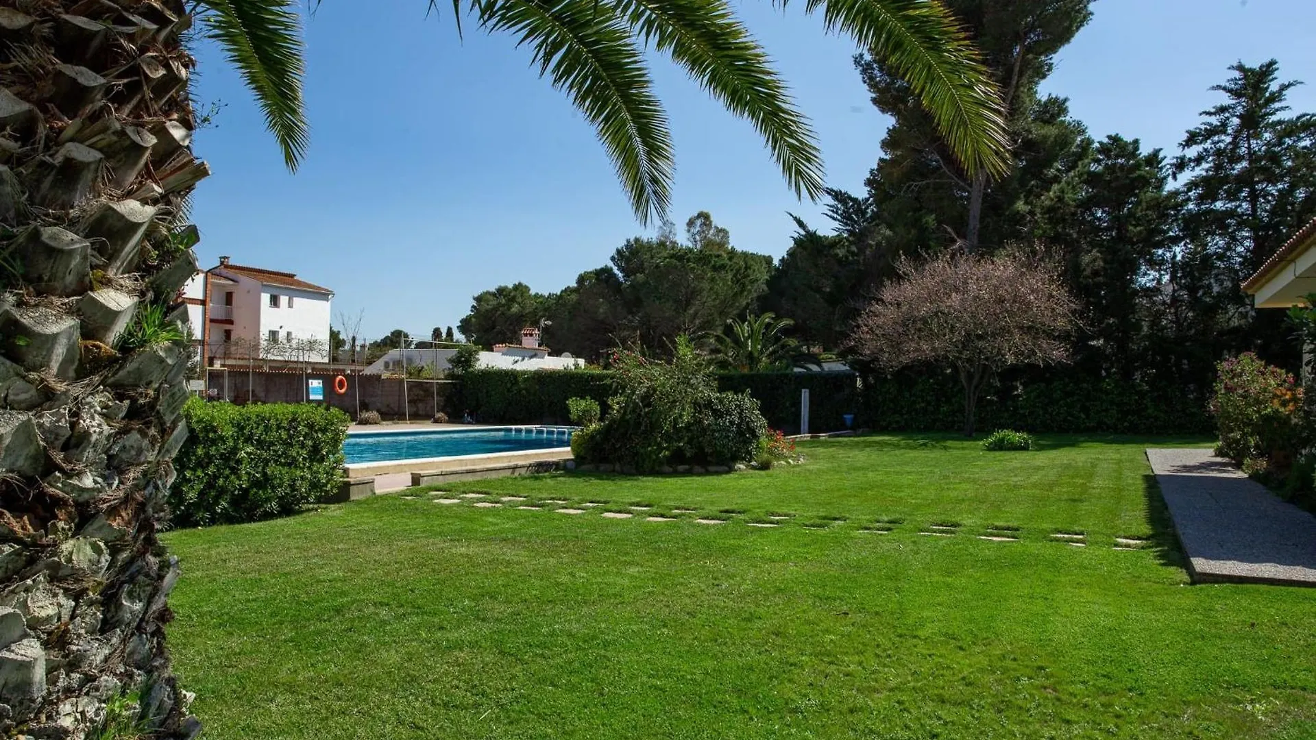 Appartement Un Jardin à L' Escala